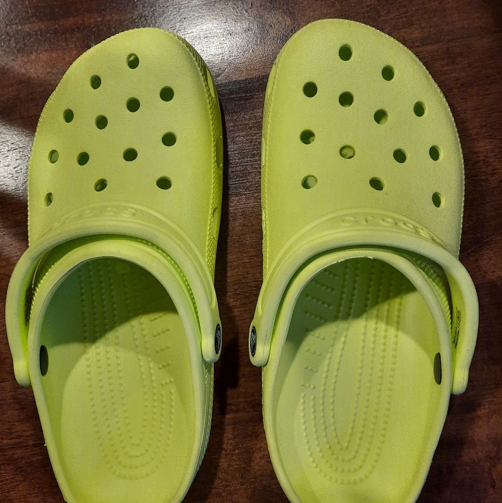 Crocs